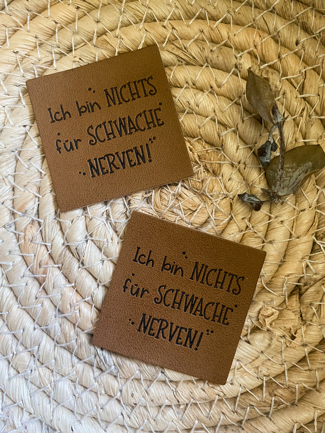 Ich Bin Nicht Schüchtern Sondern Introvertiert Lied Ich bin nichts für schwache Nerven! - Kunstleder Label – Mein holder