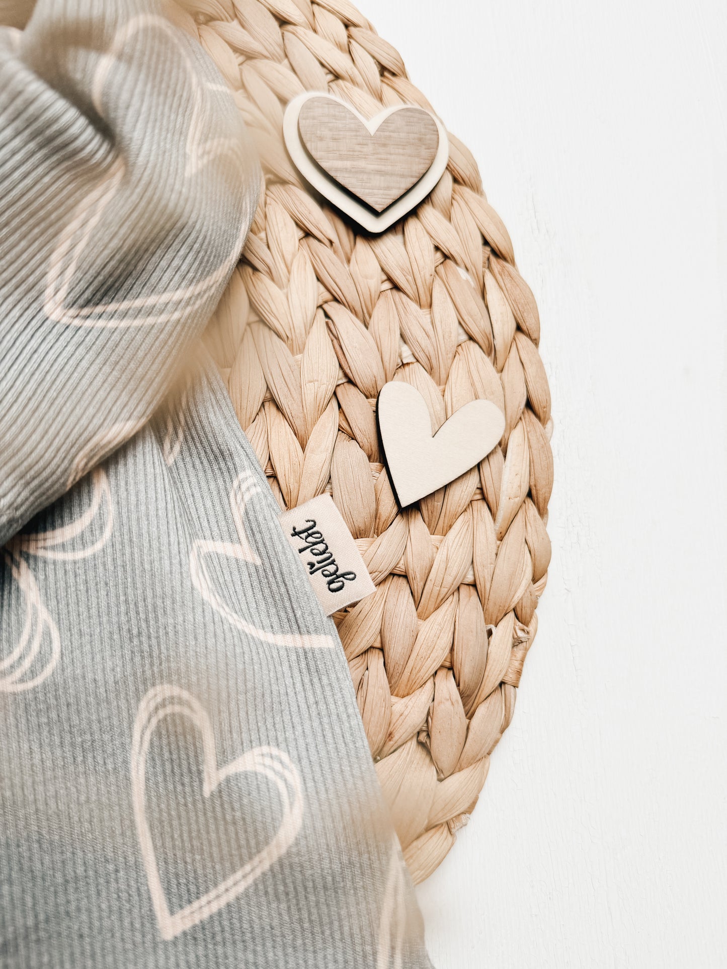 Herzen beige/grau - Rib Jersey