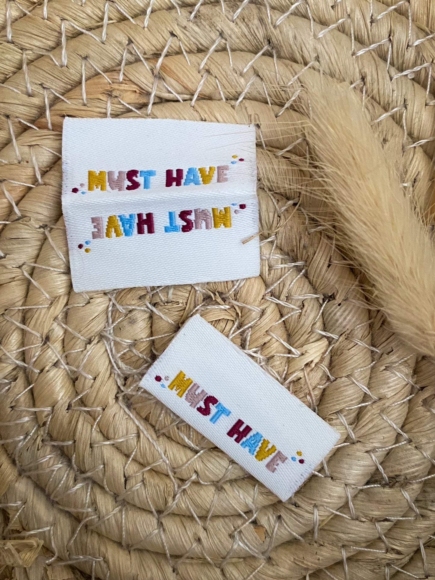 Must Have bunt - Web Label