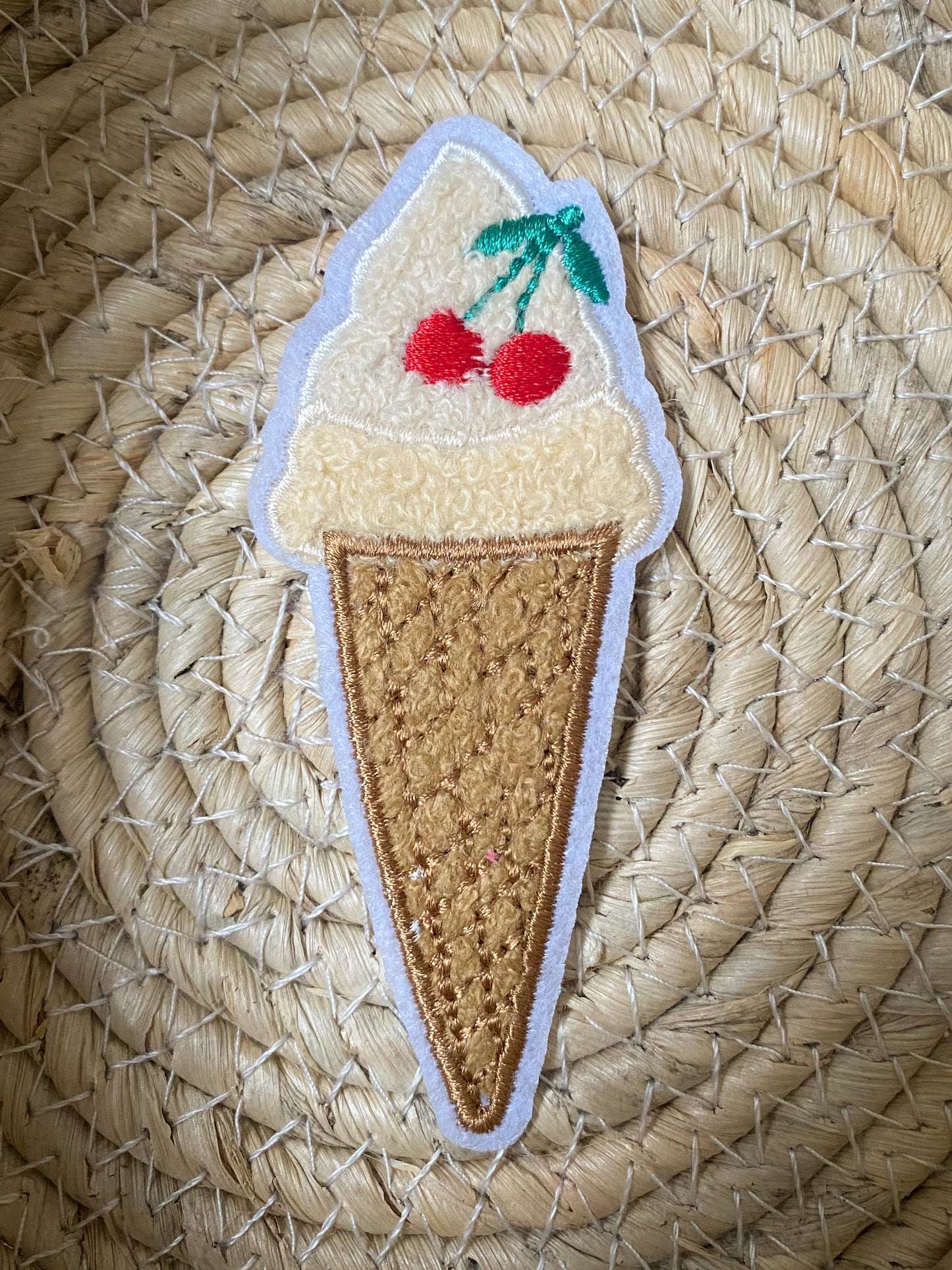 Eis - Chenille Patch