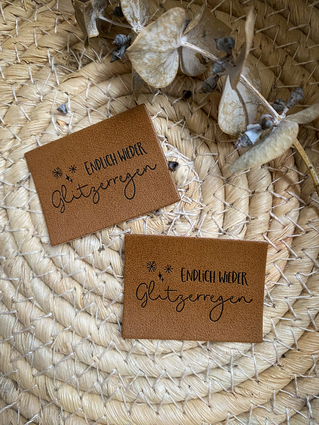 Endlich wieder Glitzerregen - Kunstleder Label