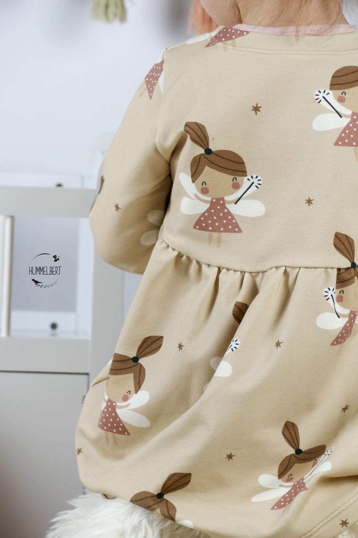 Fairy beige with brown Stars - French Terry