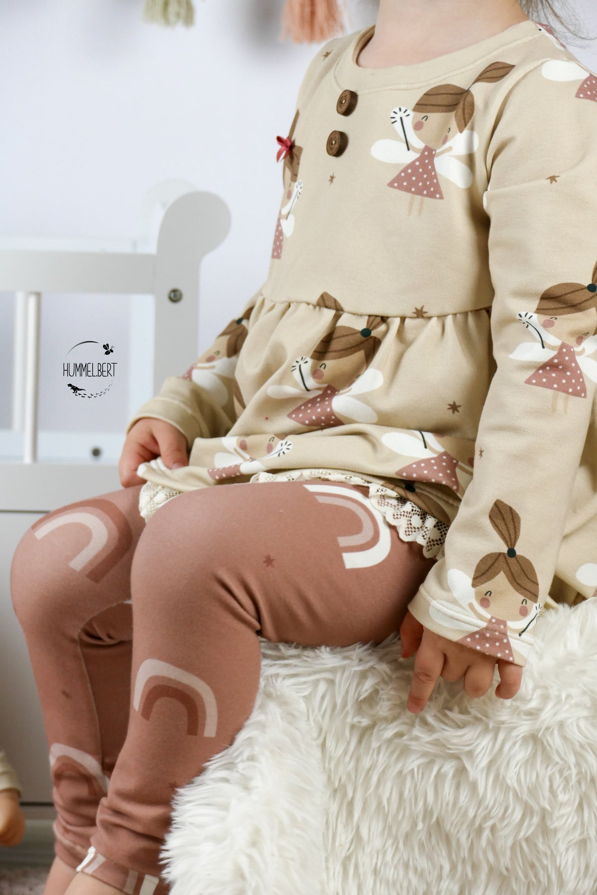 Fairy beige with brown Stars - French Terry
