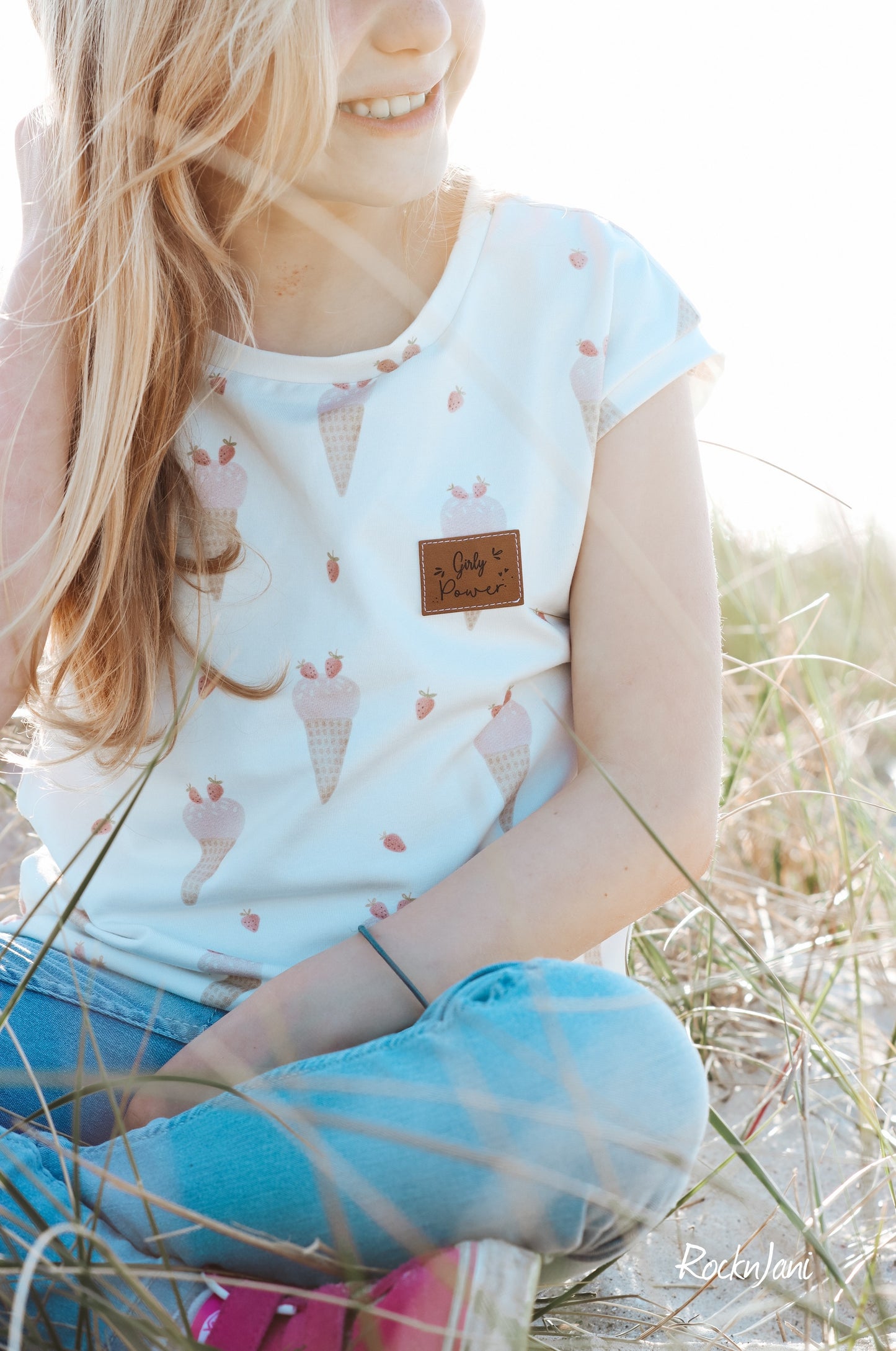 Girly Power Label