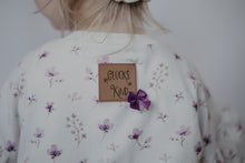 Lade das Bild in den Galerie-Viewer, Spring flowers dusty lavender Jersey

