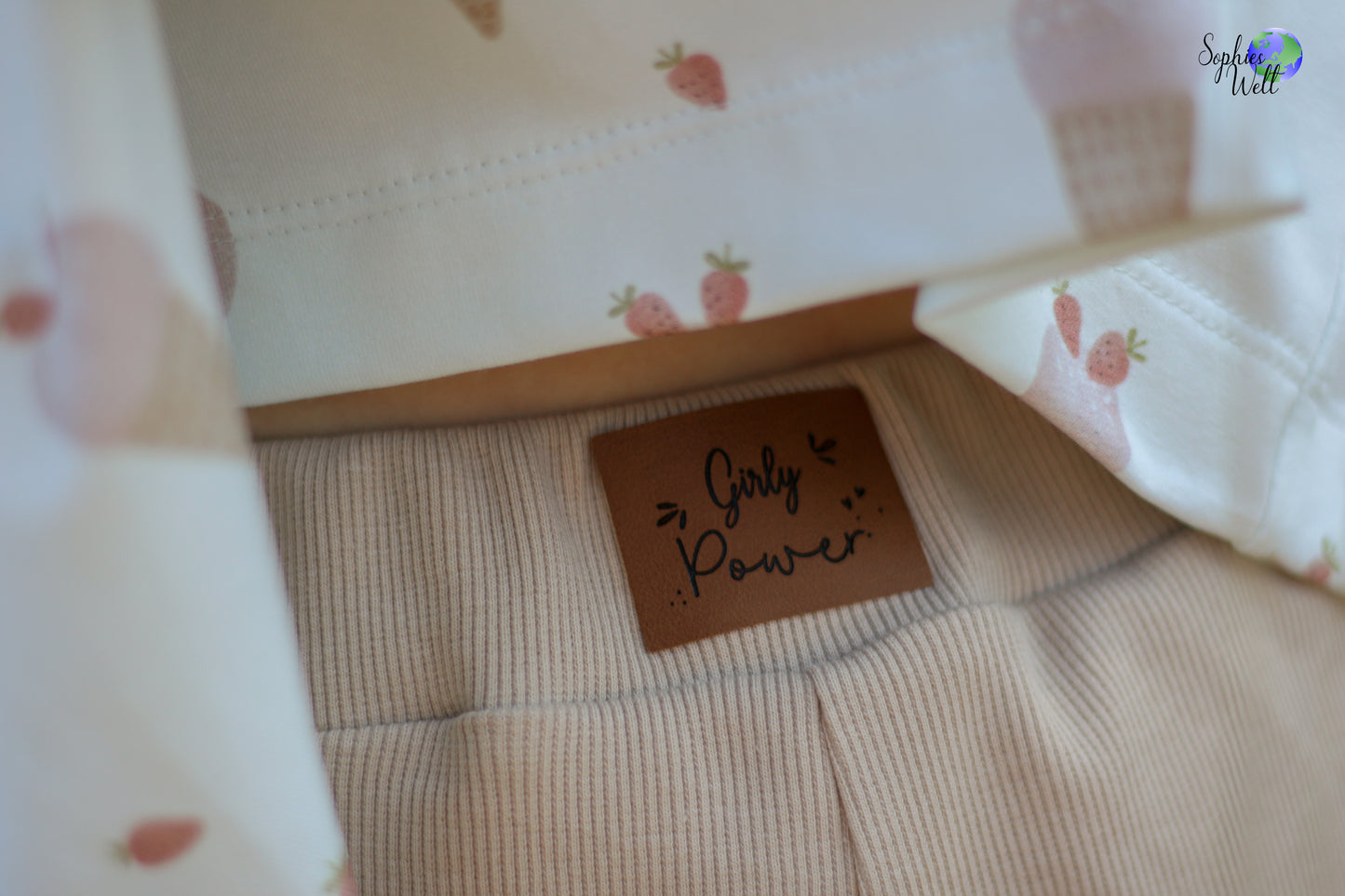 Girly Power Label