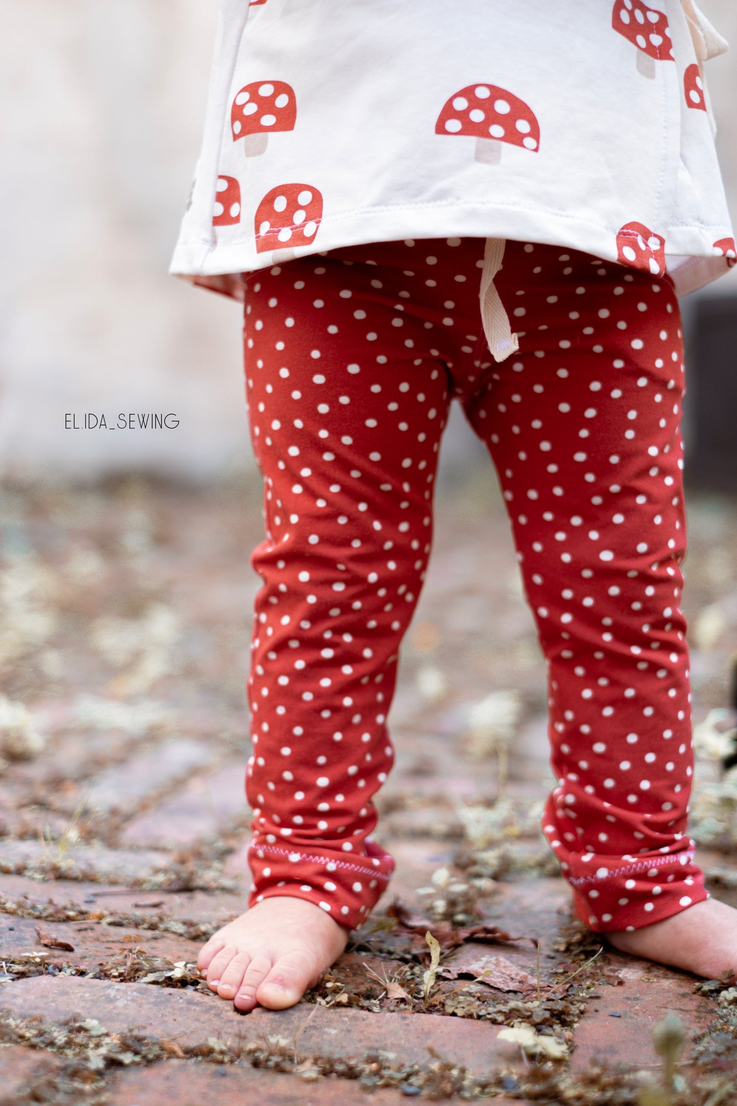 Dots red/cream