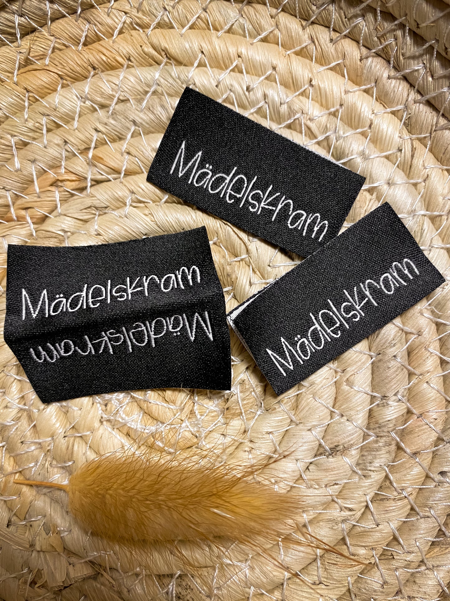 Mädelskram Web Label schwarz