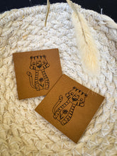 Lade das Bild in den Galerie-Viewer, Blooming Tiger Label
