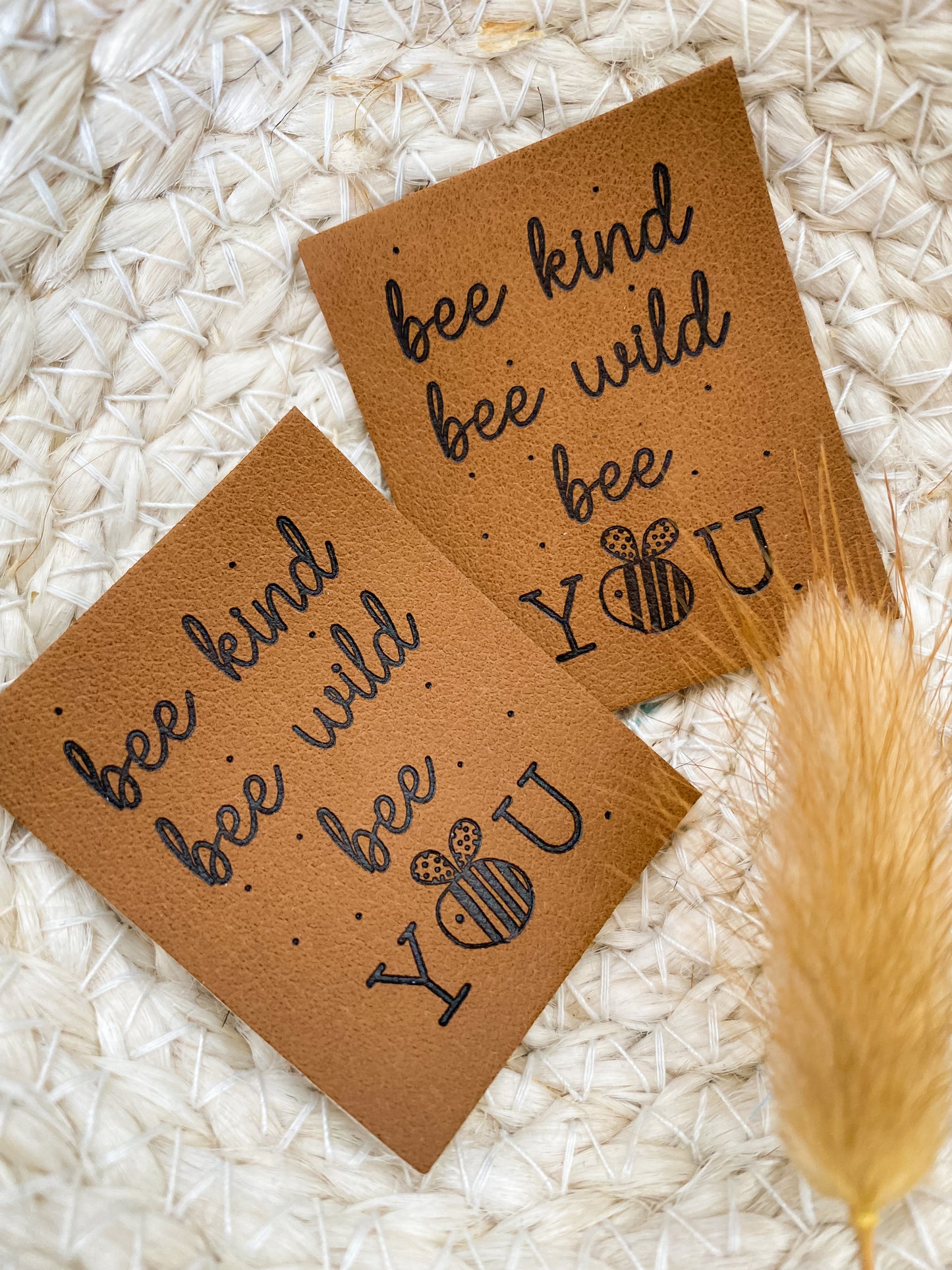 Bee You - Kunstleder Label