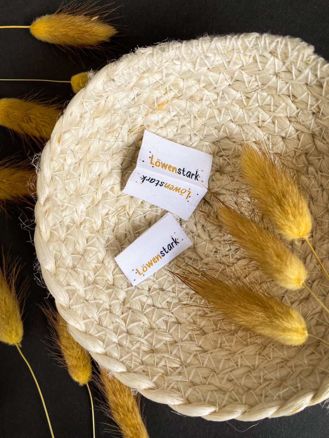Löwenstark Web Label