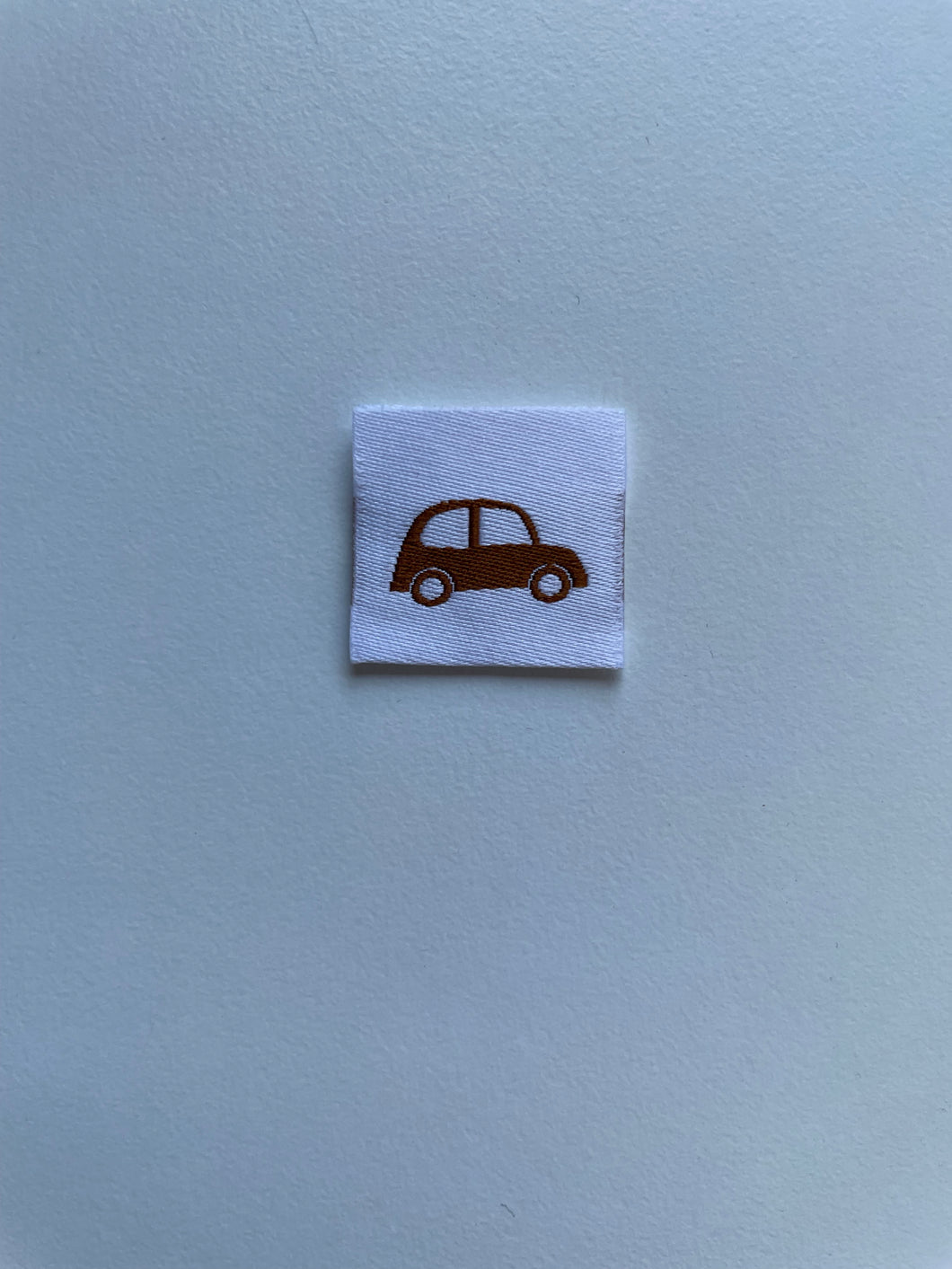 Auto braun Web Label