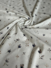 Lade das Bild in den Galerie-Viewer, Spring flowers beige - Rib Jersey
